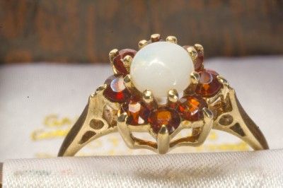 VINTAGE 9ct SOLID GOLD NATURAL FIERY OPAL AND GARNET FANCY RING SIZE 