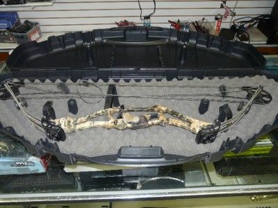 Hoyt UltraTec XT2000 RH Compound Bow   60 70lb.   With Hard Case   No 